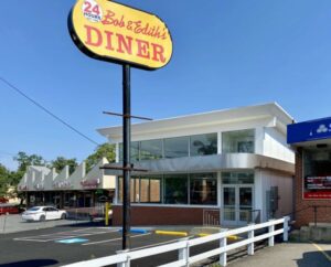 Bob and Edith’s Diner on Lee Highway Planning Early August Opening