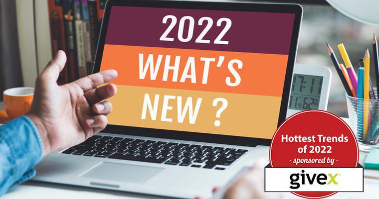 Open laptop with 2022 what's new on screen